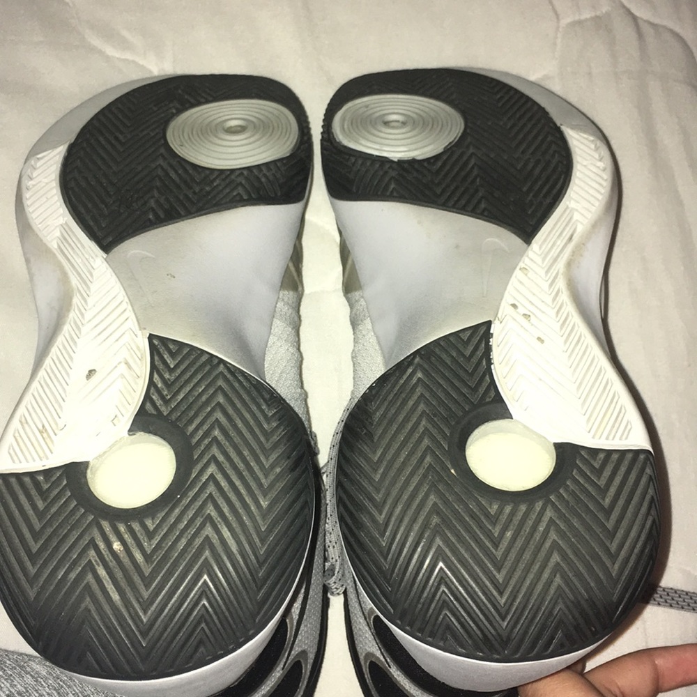 Nike hyper dunks. - Picture 4 of 4